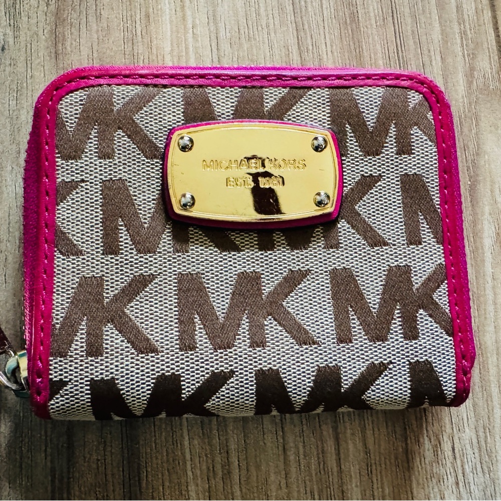 Michael Kors wallet